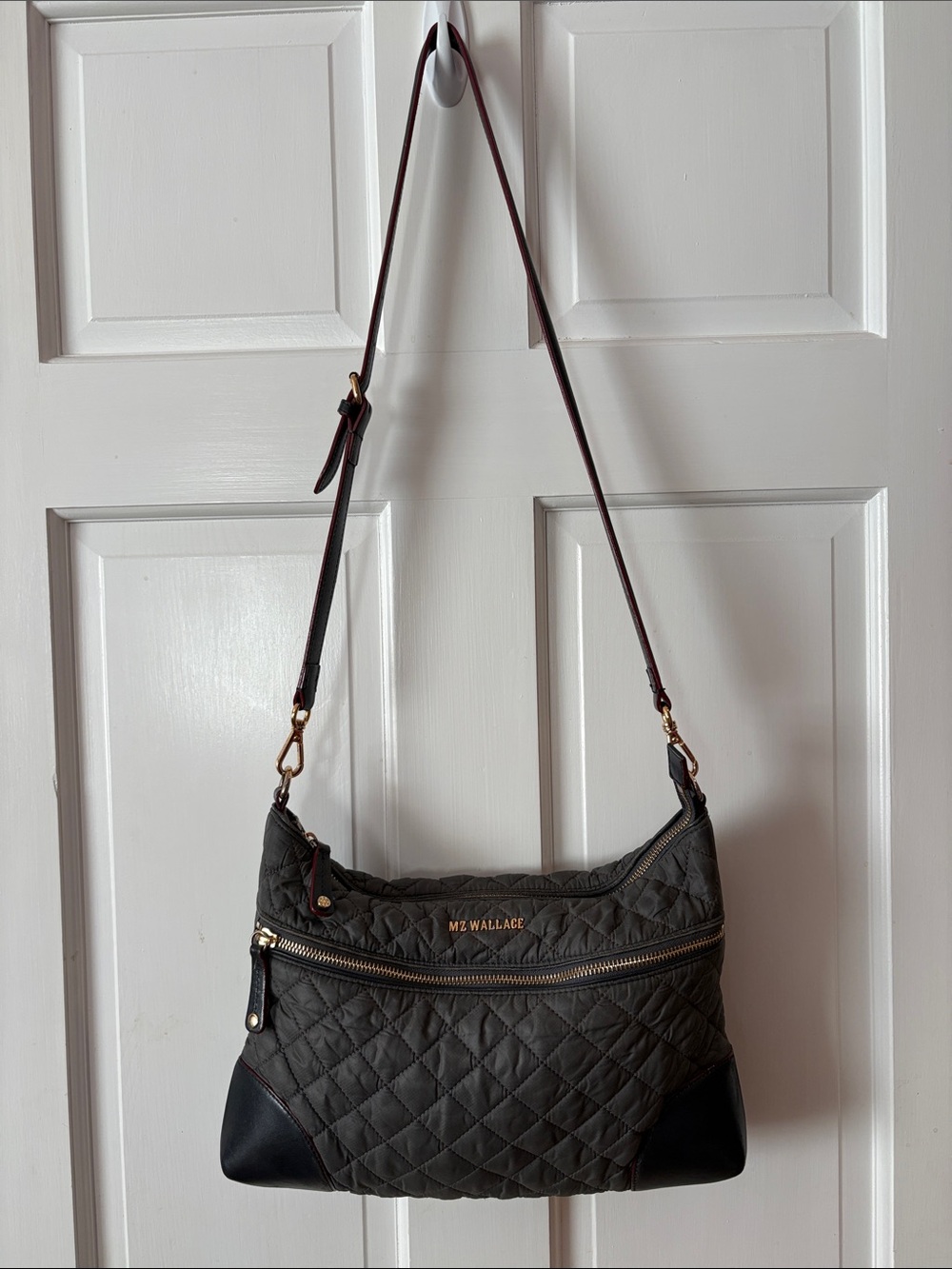 MZ Wallace Crosby Convertible Crossbody Shoulder Bag Gray Black Preowned
